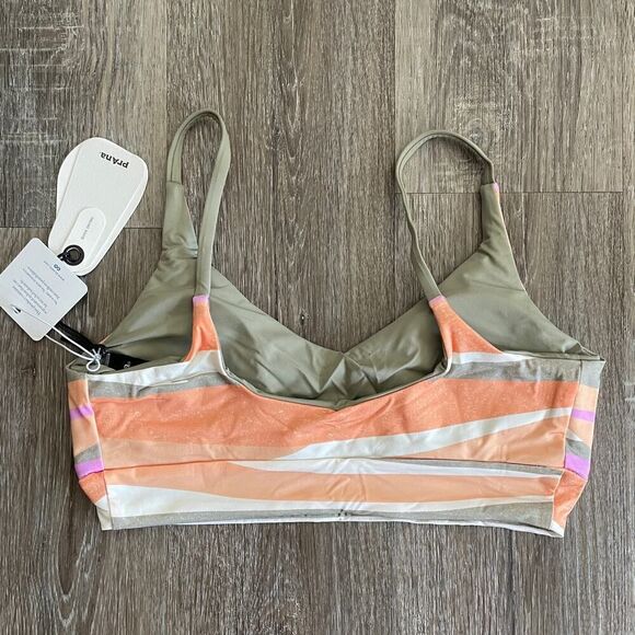 NWT Prana Willow Falls Reversible Top in Waves - Size: XS - Picture 4 of 9